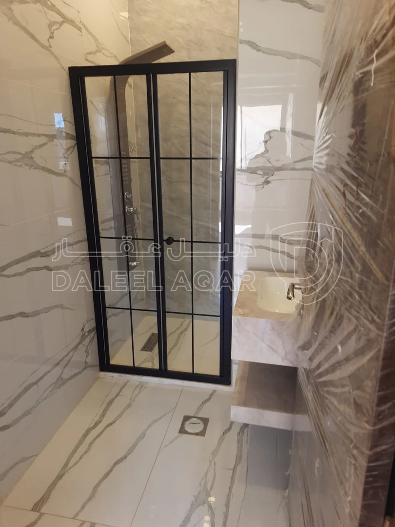 شقة في اراضي شمال عمان - 109,999 دأ - صورة 1